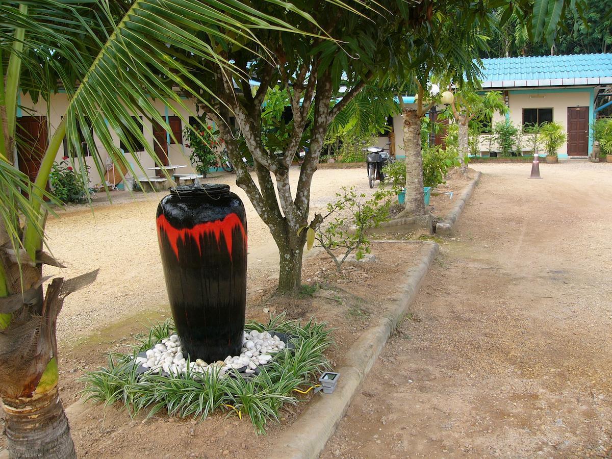 เควิน รีสอร์ต Motel แม่พิมพ์ ภายนอก รูปภาพ