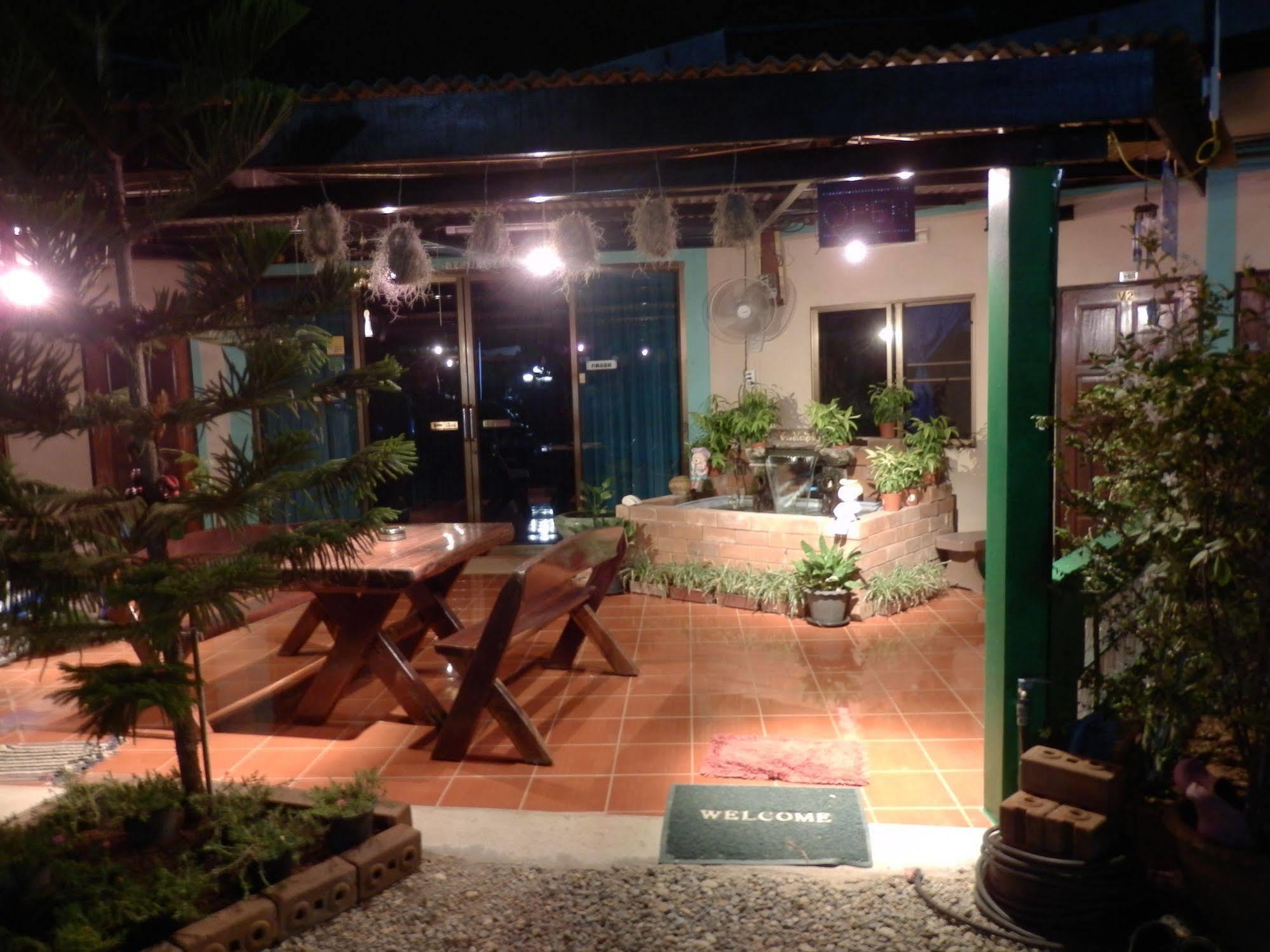 เควิน รีสอร์ต Motel แม่พิมพ์ ภายนอก รูปภาพ